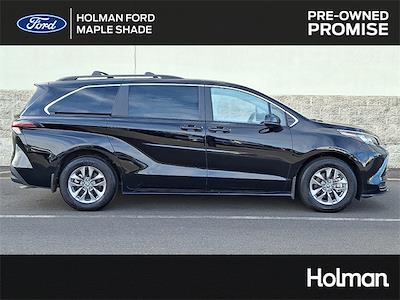 Used 2025 Toyota Sienna LE Minivan for sale #SS227776 - photo 1