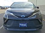 Used 2025 Toyota Sienna LE Minivan for sale #SS227776 - photo 3