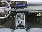2026 Chevrolet Colorado Crew Cab RWD Pickup for sale #T1129590 - photo 18