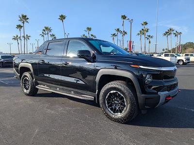 Used 2026 Chevrolet Silverado EV TR Crew Cab for sale #TU403716 - photo 2