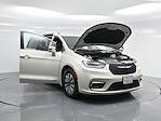 2021 Chrysler Pacifica FWD Minivan for sale #301027P - photo 42