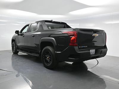 2024 Chevrolet Silverado EV Crew Cab AWD Pickup for sale #302020P - photo 2