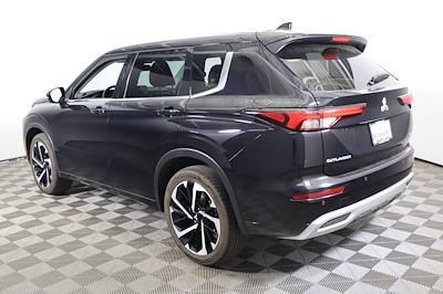 2022 Mitsubishi Outlander 4WD SUV for sale #STK090000 - photo 2