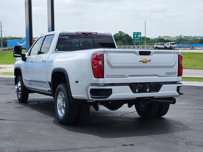 2025 Chevrolet Silverado 3500 Crew Cab 4WD Pickup for sale #152031 - photo 2