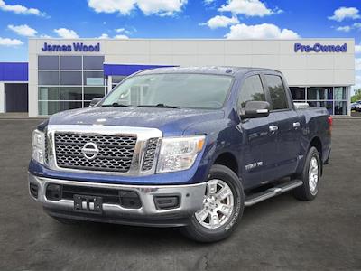 Used 2018 Nissan Titan SV Crew Cab Pickup for sale #152294B1 - photo 1