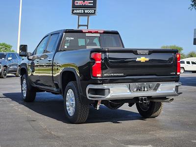 2025 Chevrolet Silverado 2500 Crew Cab 4WD Pickup for sale #152388 - photo 2