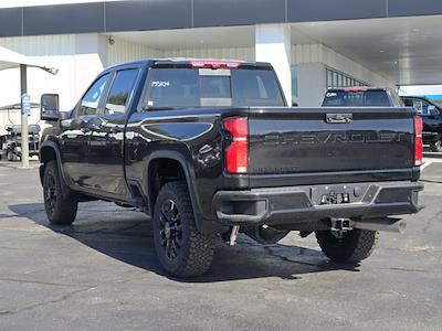 New 2025 Chevrolet Silverado 2500 LT Crew Cab 4WD Pickup for sale #153104 - photo 2