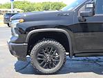 2025 Chevrolet Silverado 2500 Crew Cab 4WD Pickup for sale #153119 - photo 5