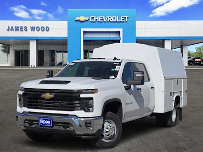 2025 Chevrolet Silverado 3500 Crew Cab DRW 4WD Cab Chassis for sale #153553 - photo 1