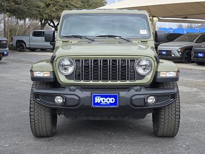 Used 2025 Jeep Gladiator Sport Crew Cab for sale #161058A1 - photo 1