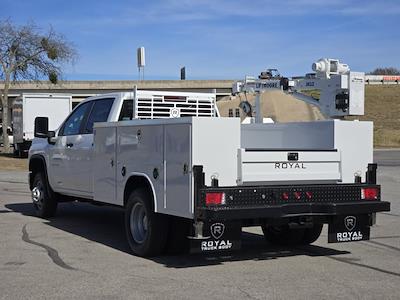 New 2026 Chevrolet Silverado 3500 Crew Cab Mechanics Body for sale #161145 - photo 2