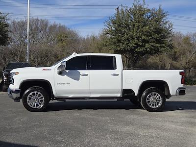 Used 2024 Chevrolet Silverado 2500 - photo 1