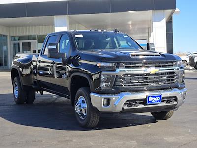 New 2026 Chevrolet Silverado 3500 LT Crew Cab for sale #161471 - photo 1