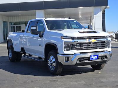 New 2026 Chevrolet Silverado 3500 LT Crew Cab for sale #161708 - photo 1