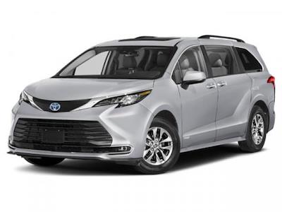 Used 2022 Toyota Sienna - photo 1