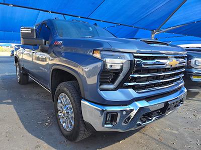 Used 2025 Chevrolet Silverado 2500 - photo 1