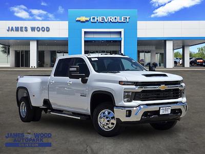 2025 Chevrolet Silverado 3500 Crew Cab 4WD Pickup for sale #252510 - photo 1