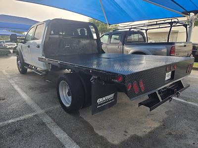 2019 Ford F-550 Crew Cab DRW RWD Flatbed Truck for sale #252949A1 - photo 2