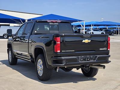 2025 Chevrolet Silverado 2500 Crew Cab 4WD Pickup for sale #253604 - photo 2