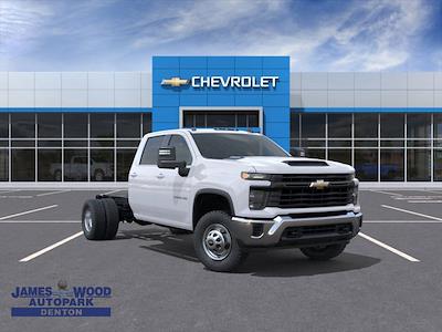2025 Chevrolet Silverado 3500 Crew Cab DRW 4WD Cab Chassis for sale #253721 - photo 1