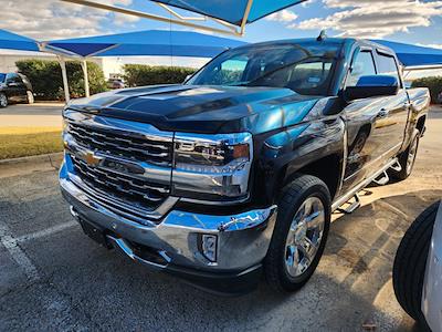 2018 Chevrolet Silverado 1500 Crew Cab 4WD Pickup for sale #260656A1 - photo 1