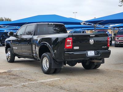 Used 2022 Ram 3500 - photo 1