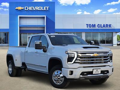 2026 Chevrolet Silverado 3500 Crew Cab 4WD Pickup for sale #261732 - photo 1