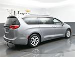 2018 Chrysler Pacifica FWD Minivan for sale #HCV250969A - photo 2