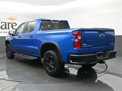2022 Chevrolet Silverado 1500 Crew Cab 4x4 Pickup for sale #HCV251170A - photo 2