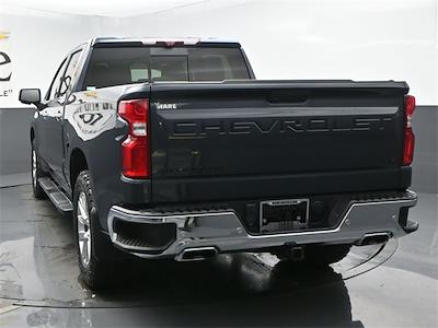 2022 Chevrolet Silverado 1500 Crew Cab 4x4 Pickup for sale #HCV251570A - photo 2