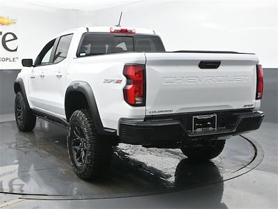 2025 Chevrolet Colorado Crew Cab 4x4 Pickup for sale #HCV251659 - photo 2