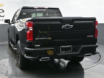 New 2025 Chevrolet Silverado 1500 RST Crew Cab 4x4 Pickup for sale #HCV251845 - photo 2