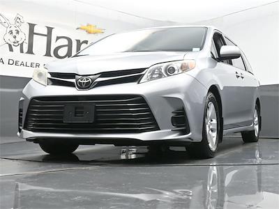 Used 2018 Toyota Sienna L Minivan for sale #HCV252047A - photo 1