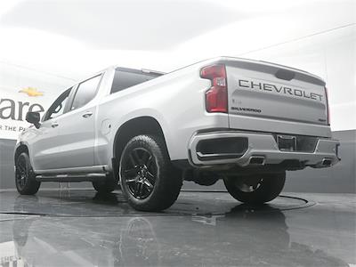 2022 Chevrolet Silverado 1500 Crew Cab 4WD Pickup for sale #HCV252196A - photo 2