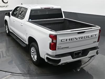 2022 Chevrolet Silverado 1500 Crew Cab 4x4 Pickup for sale #HCV260033A - photo 2