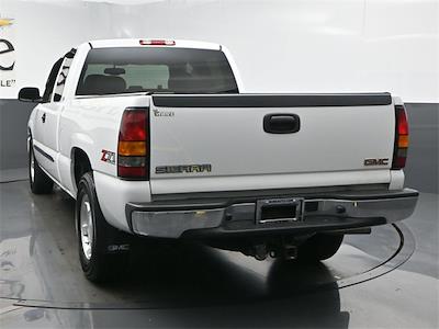 2007 GMC Sierra 1500 Extended Cab 4x4 Pickup for sale #HCV260088C - photo 2