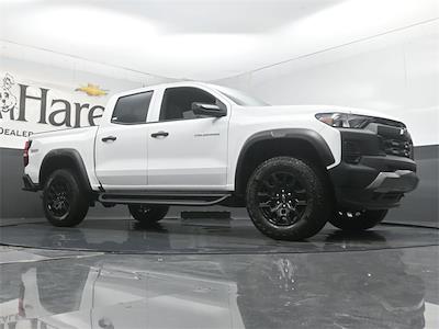 2026 Chevrolet Colorado Crew Cab 4x4 Pickup for sale #HCV260229 - photo 2