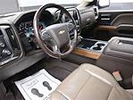 2018 Chevrolet Silverado 1500 Crew Cab 4WD Pickup for sale #HCV261089A - photo 18