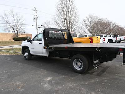 New 2026 Chevrolet Silverado 3500 Regular Cab Flatbed Truck for sale #HCV261130 - photo 2