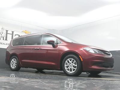 Used 2021 Chrysler Voyager - photo 1