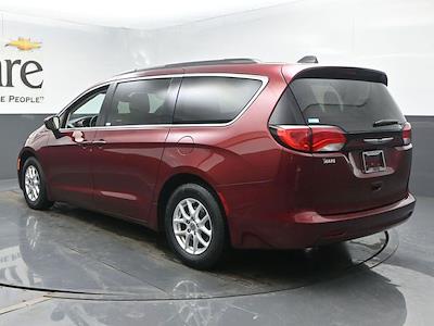 Used 2021 Chrysler Voyager - photo 1