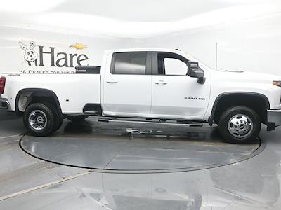 Used 2022 Chevrolet Silverado 3500 - photo 1