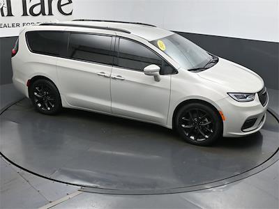 2021 Chrysler Pacifica FWD Minivan for sale #HCVP211053 - photo 1