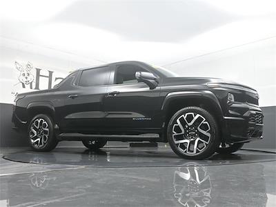 2024 Chevrolet Silverado EV Crew Cab AWD Pickup for sale #HCVP242694 - photo 2