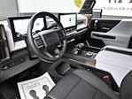 2024 GMC Hummer EV Pickup Crew Cab 4WD Pickup for sale #HCVP242696 - photo 18