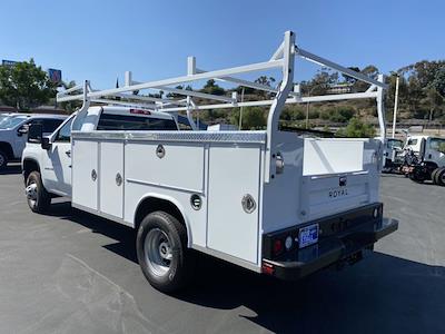 Used 2021 Chevrolet Silverado 3500 Work Truck Regular Cab RWD 11' Royal Truck Body Service Body Service Truck for sale #267850 - photo 2
