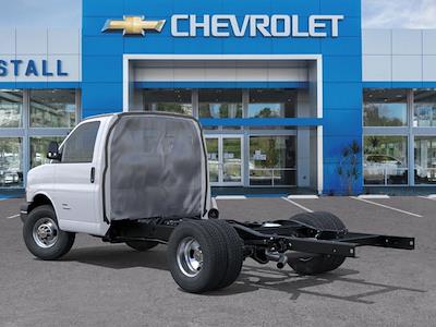 2025 Chevrolet Express 3500 Regular Cab DRW RWD Cutaway for sale #258271 - photo 2