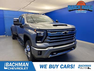 2025 Chevrolet Silverado 3500 Crew Cab 4WD Pickup for sale #25-5569 - photo 1