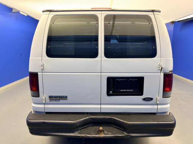 Used 2007 Ford E-250 - photo 10