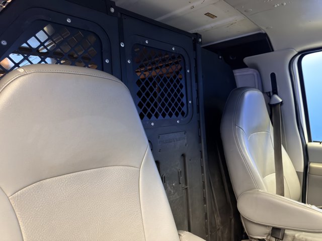Used 2007 Ford E-250 - photo 26